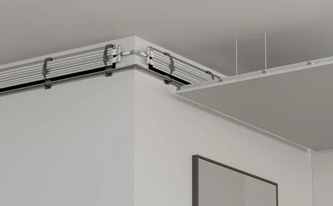Aluminium DFS-Corners profielen in de hoek tussen wand en plafond